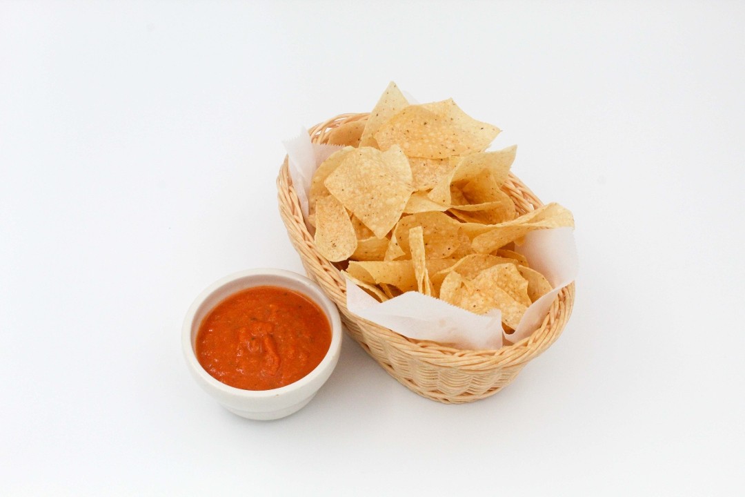 8.oz Chips & Salsa