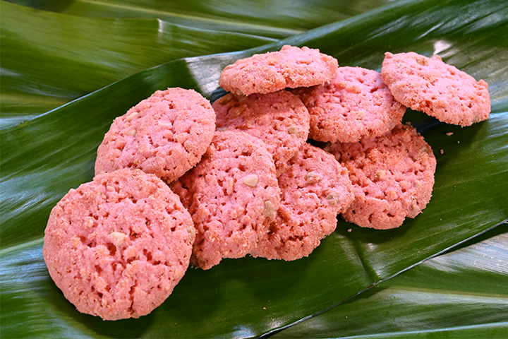 COOKIE BAG || Guava White Chocolate Chip Cookies