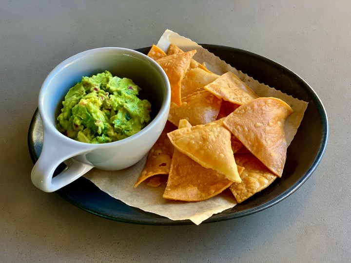 GUACAMOLE & SALSA AND CHIPS