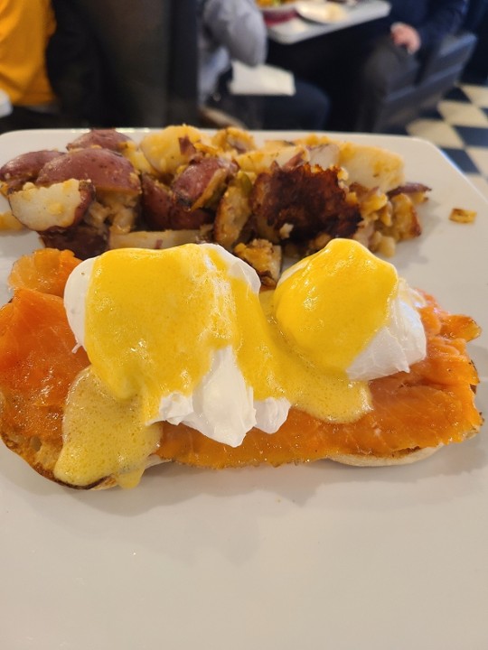 Lox Benny