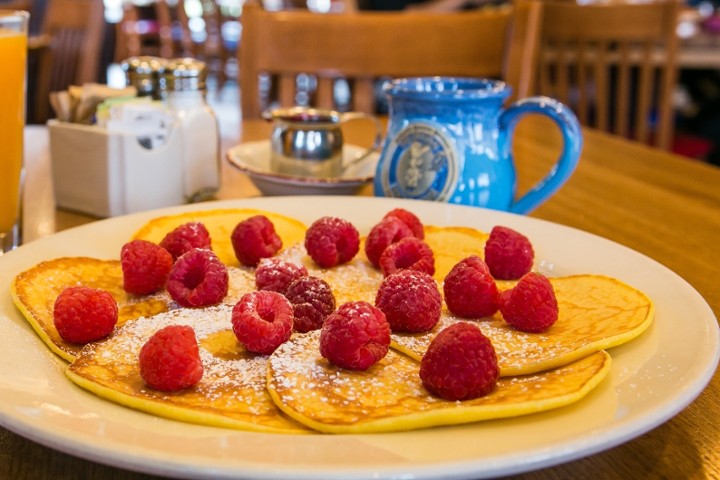 LEMON RICOTTA CAKES