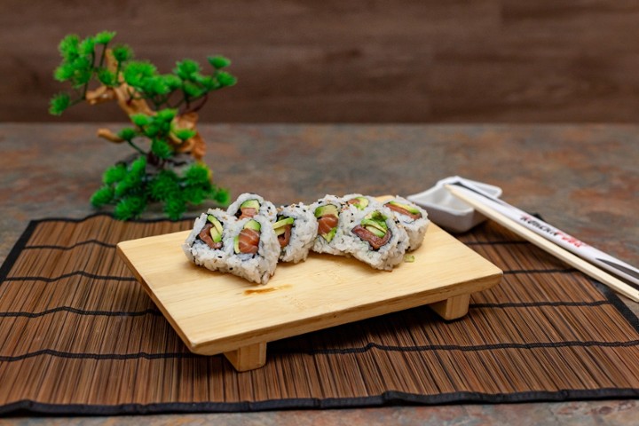 Salmon Avocado Roll