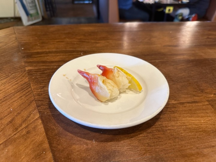 Surf Clam(Hokkigai) Nigiri