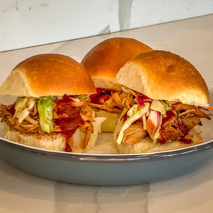 Pulled Chicken Sliders