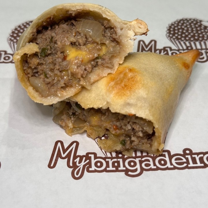 CHEESEBURGER EMPANADA