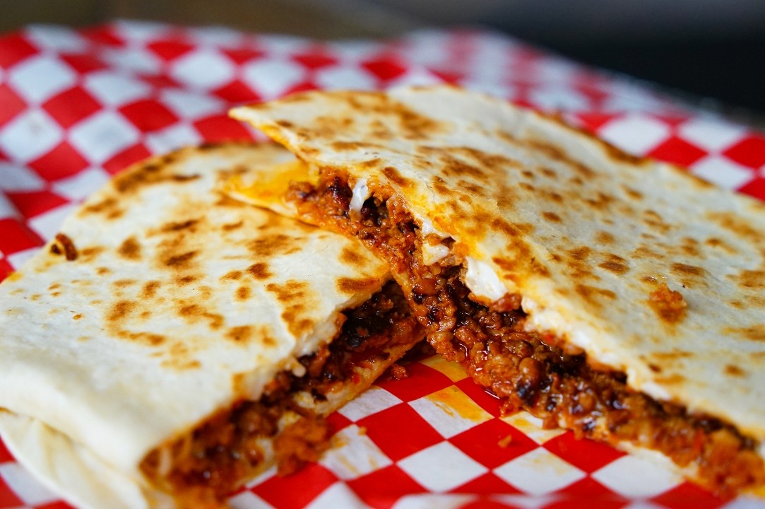 Quesdailla With Meat