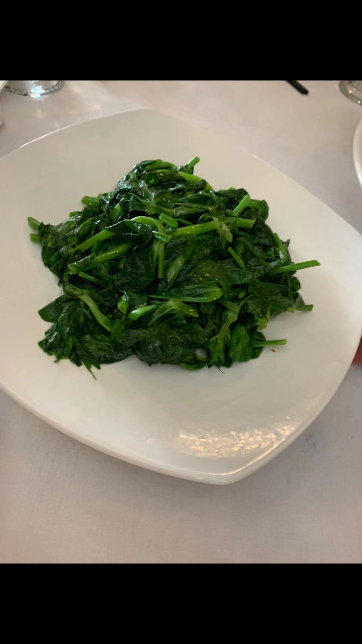 Pea Leaves w/ Garlic(蒜炒豆苗)