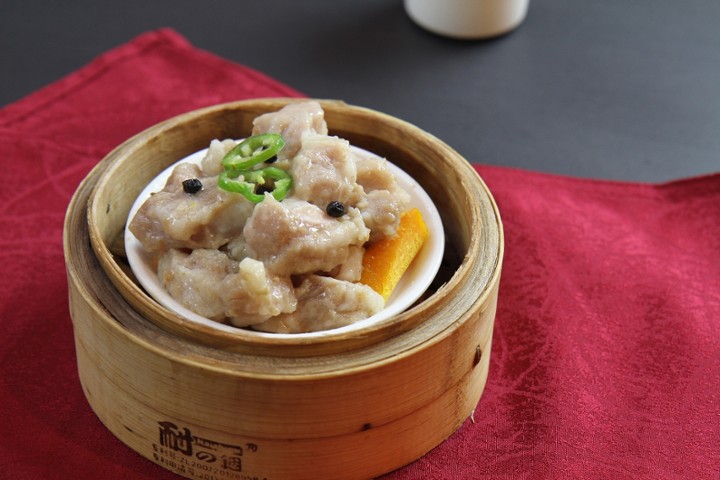 D11. Steamed Pork Ribs with Pumpkin南瓜蒸排骨