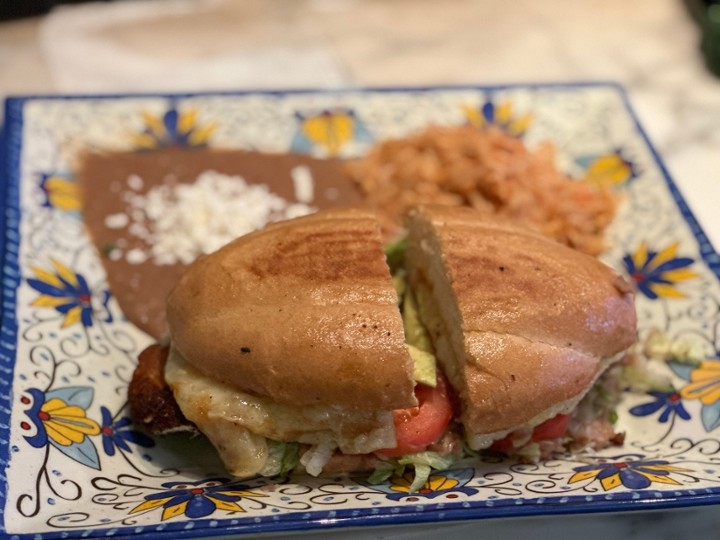 Torta Milanesa Pollo