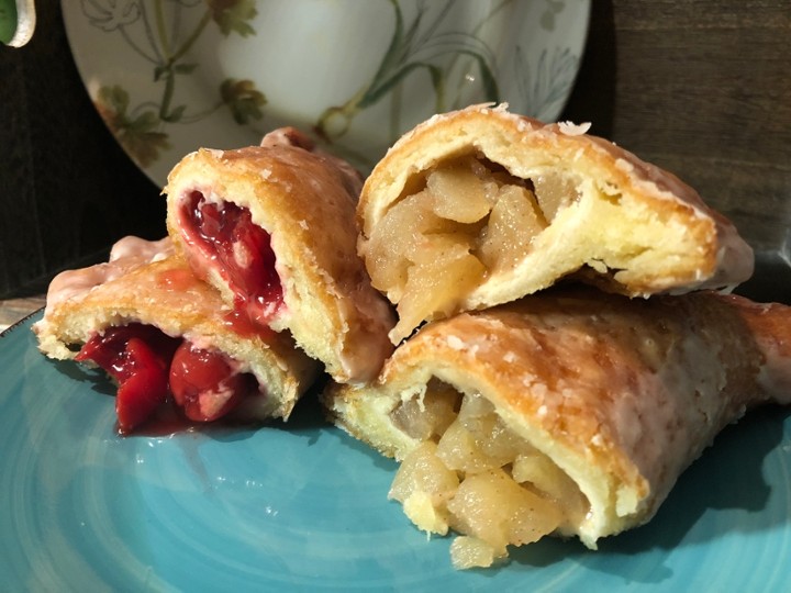 Cherry hand pies (quantity of 6 pies)