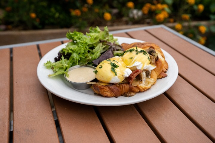 Croissant Eggs Benedict