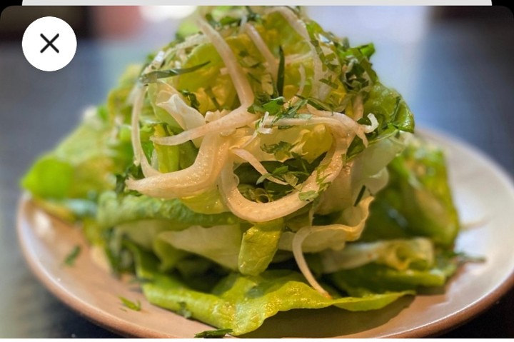 Small Butter Lettuce Salad