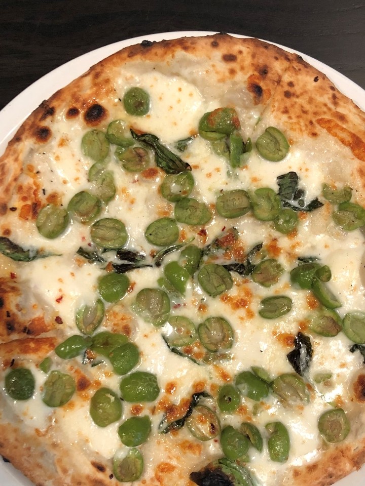Green Olive Pizza