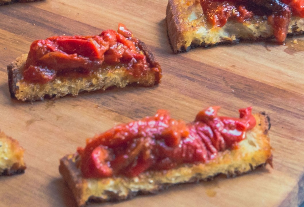 Roasted Red Peppers Bruschetta