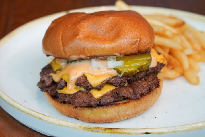 DOUBLE CHEESEBURGER