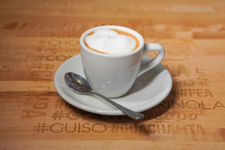 CAFÉ MACCHIATO