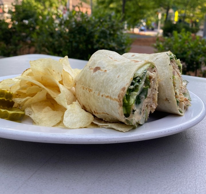 CHICKEN CAESAR WRAP