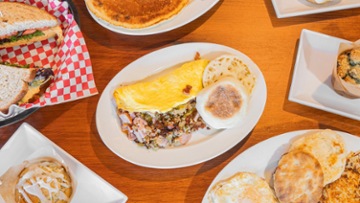 McCain's Bakery & Cafe
