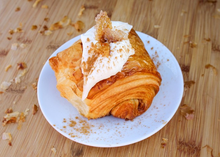 The Andi Croissant (Cinnamon Roll)