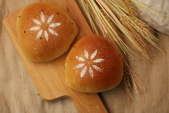 Mochi Black Sesame Bread