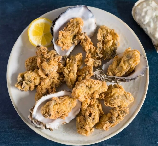 1 Doz Of Fried Oysters W/ Old Bay Mayo