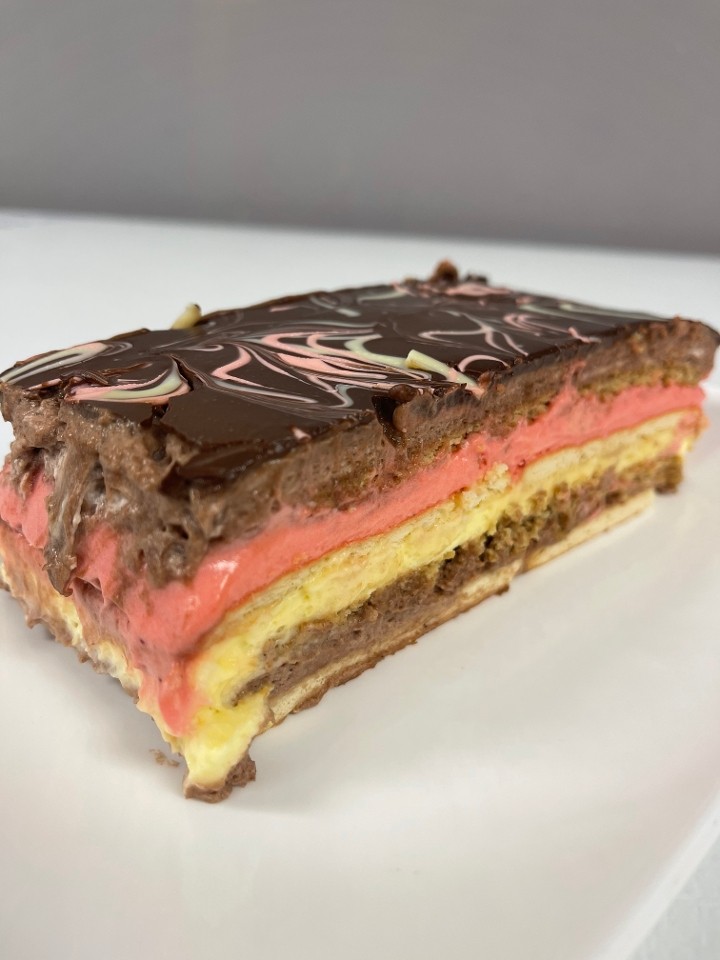Neapolitan eclair cake