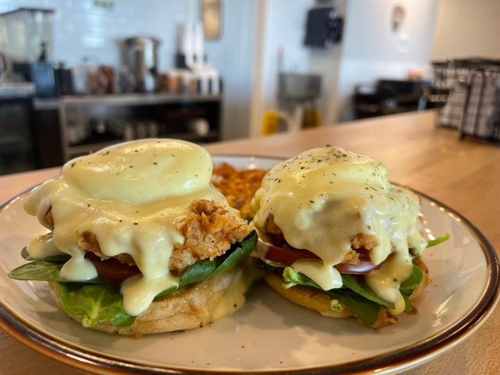 Crispy Chcicken Benedict