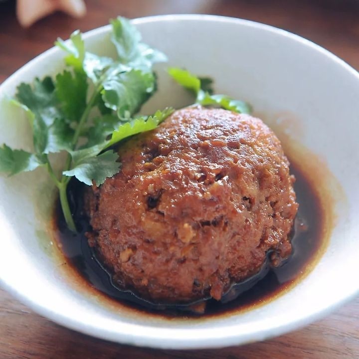 71. Lion's Head -- Braised Meat Ball 红烧狮子头