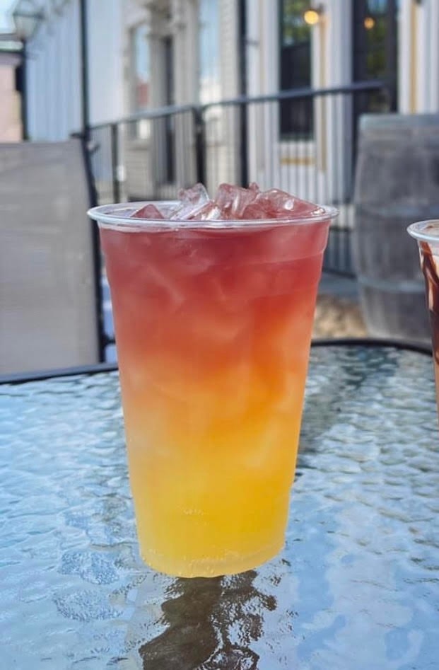 Tia Maria's European Cafe - Sunrise refresher
