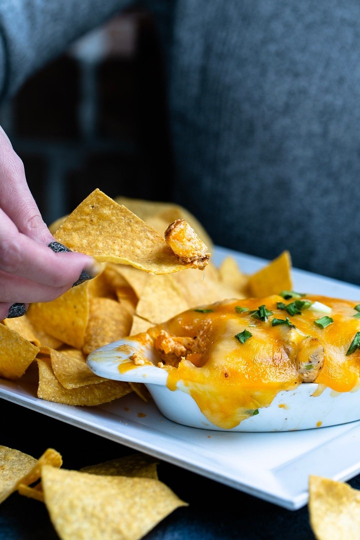 11108 Abercorn Street Alligator Slider