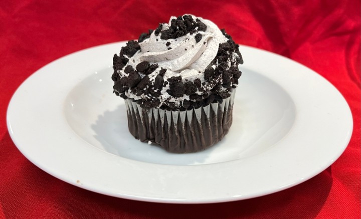 Chocolate Oreo Cupcake