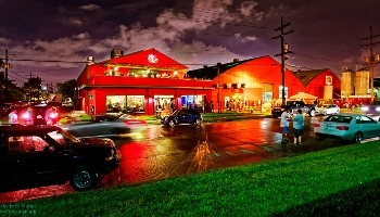 NOLA Pizza Co. at NOLA Brewing