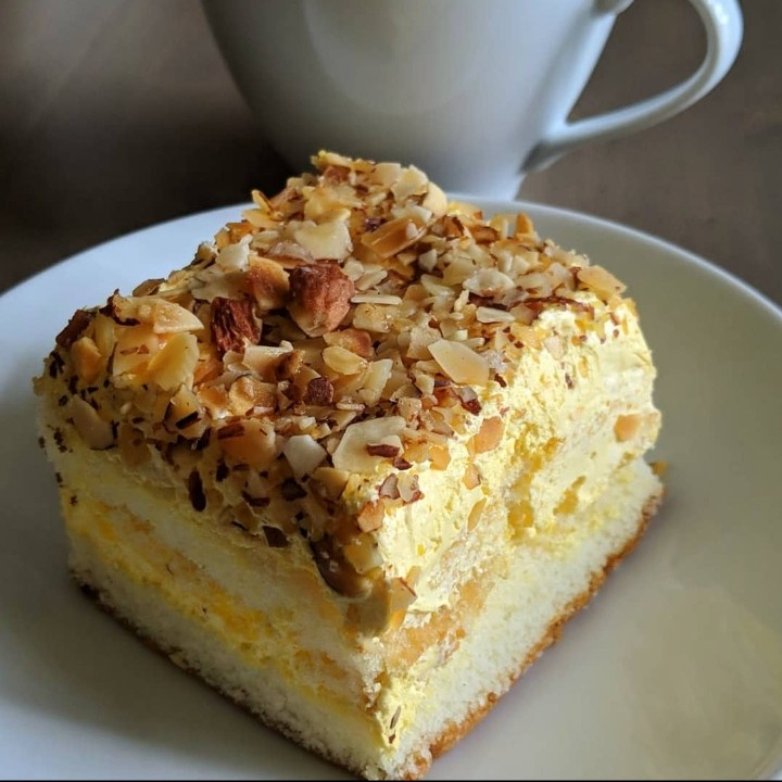 Burnt Almond Torte | Vanilla cake covered in tasty sugared almonds!