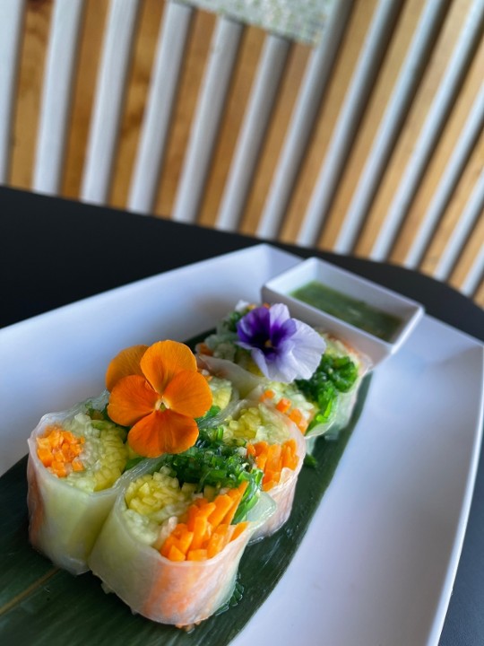 VEGGIE SPRING ROLL