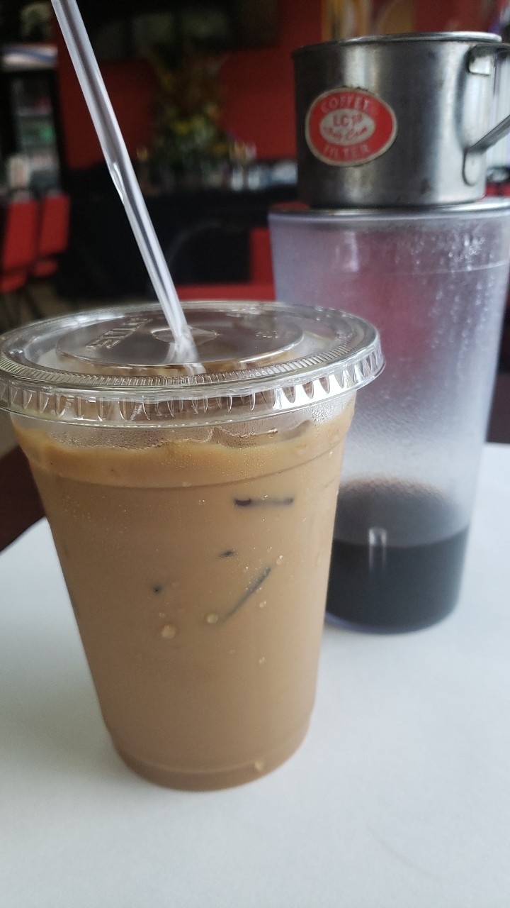 Vietnamese Ice Coffee (Cafe Sua Da)