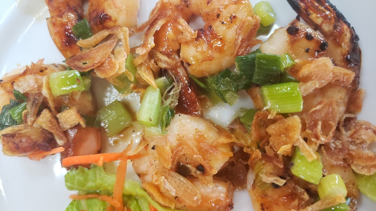 Lemongrass Grilled Shrimp (Tom Nuong Xa)