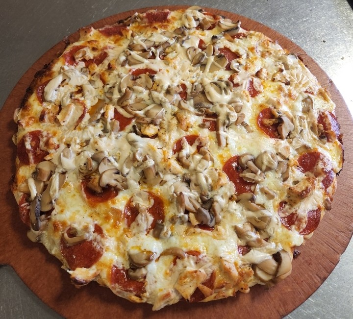 CHECK PLEASE: Alfredo Sauce, cheese, pepperoni, marinated chicken, and mushrooms
