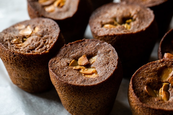 BUCKWHEAT ALMOND FINANCIER (GF)