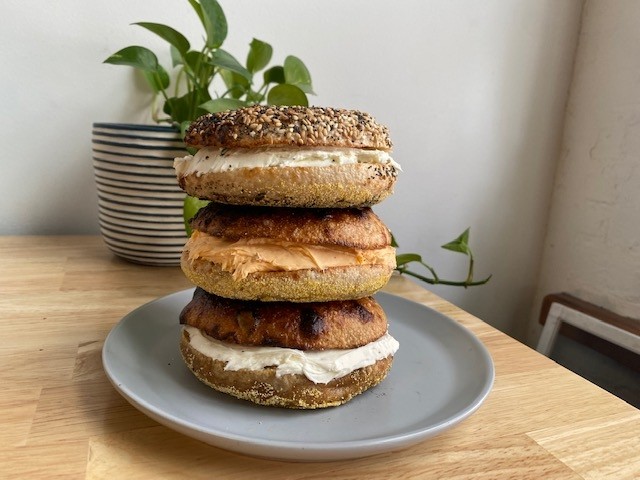 Bagel with ... (Build your own)