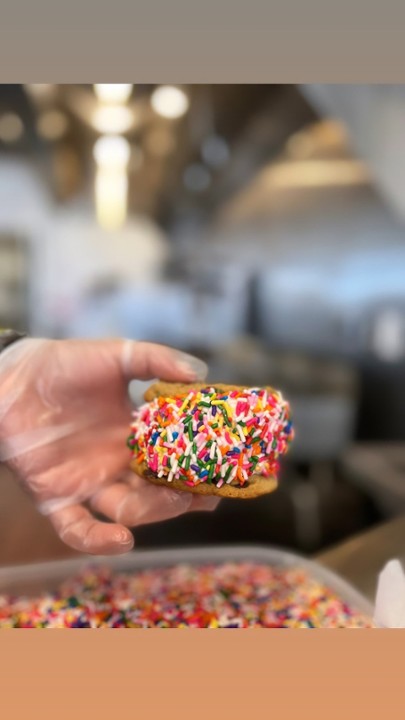 SINGLE Ice Cream Sandwich