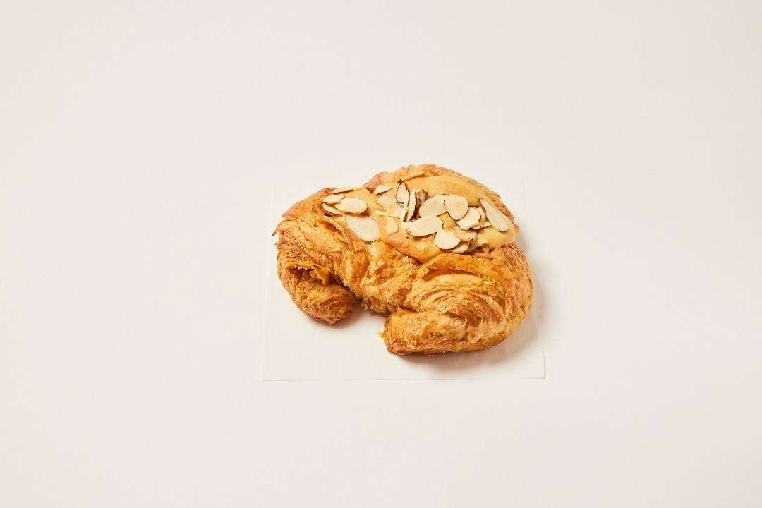 Croissant Almond