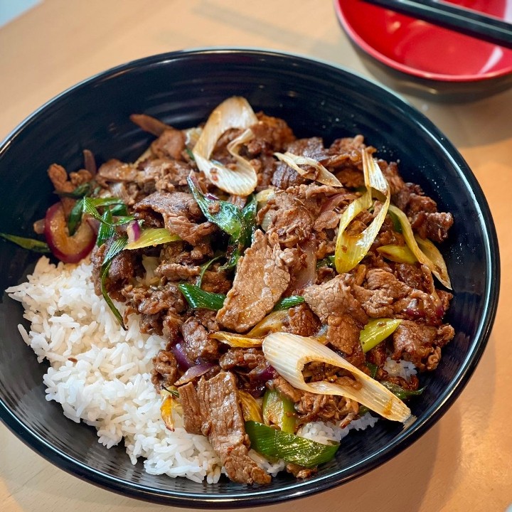 Cumin Beef with Onions (Mild Spicy)