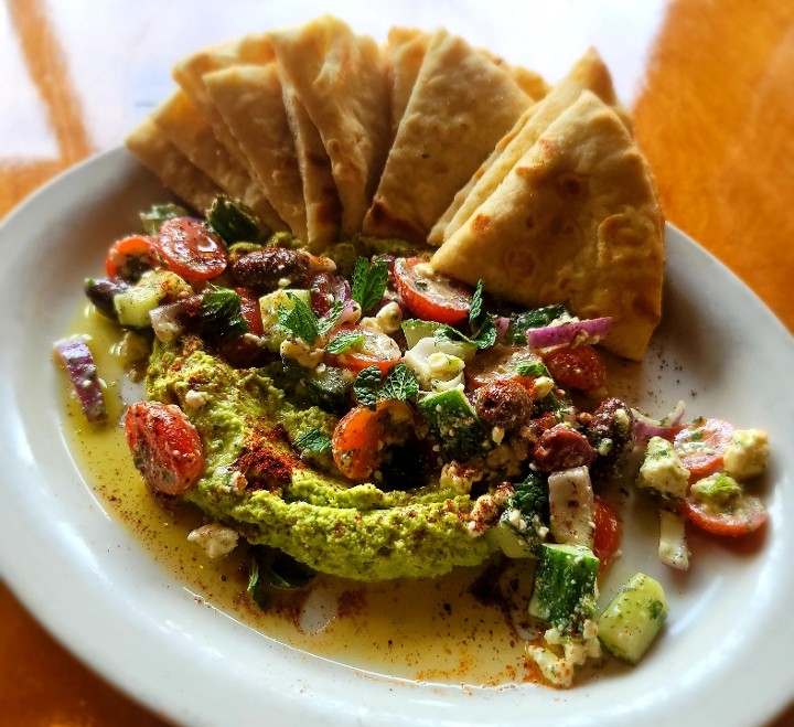 Green Garbanzo Bean Hummus Plate