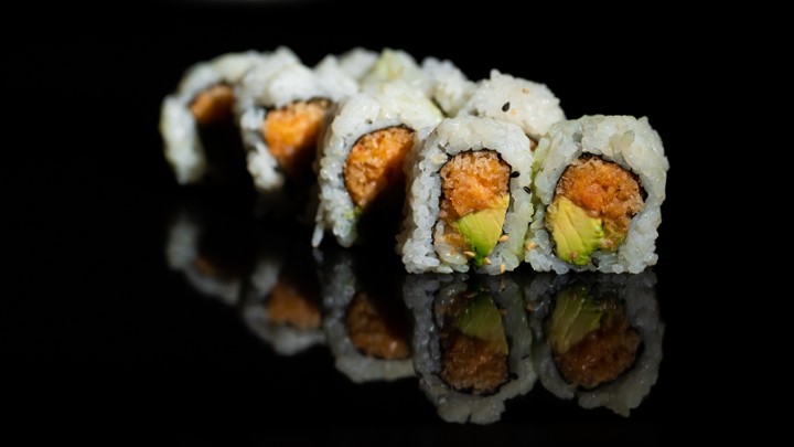 Spicy Salmon (raw) roll