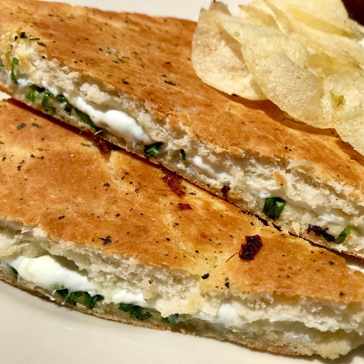 (T) Fresh Mozzarella & Basil Panino