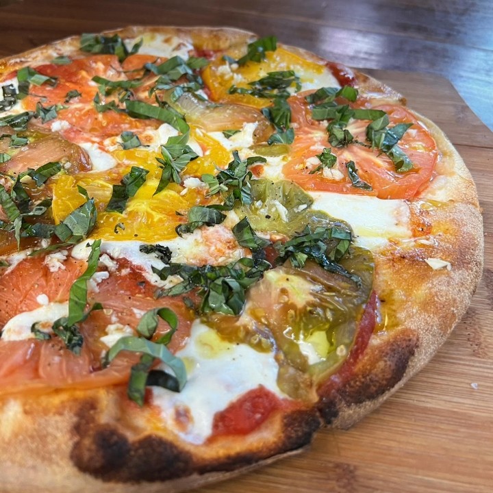 Heirloom Tomato & Basil Pizza