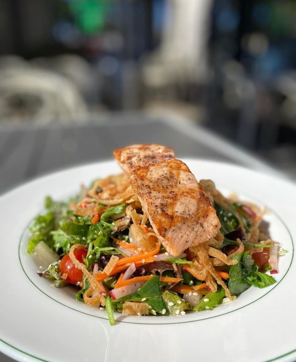 ASIAN SALMON SALAD