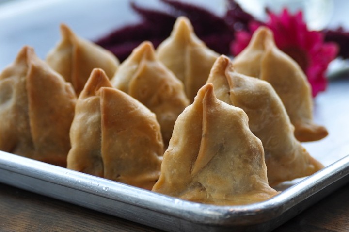 Samosas with Chutney