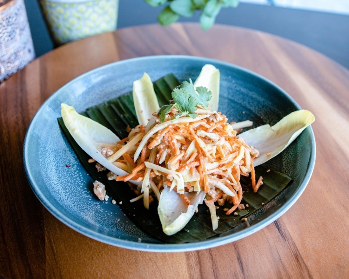 Shredded Cabbage & Chicken Salad - Large