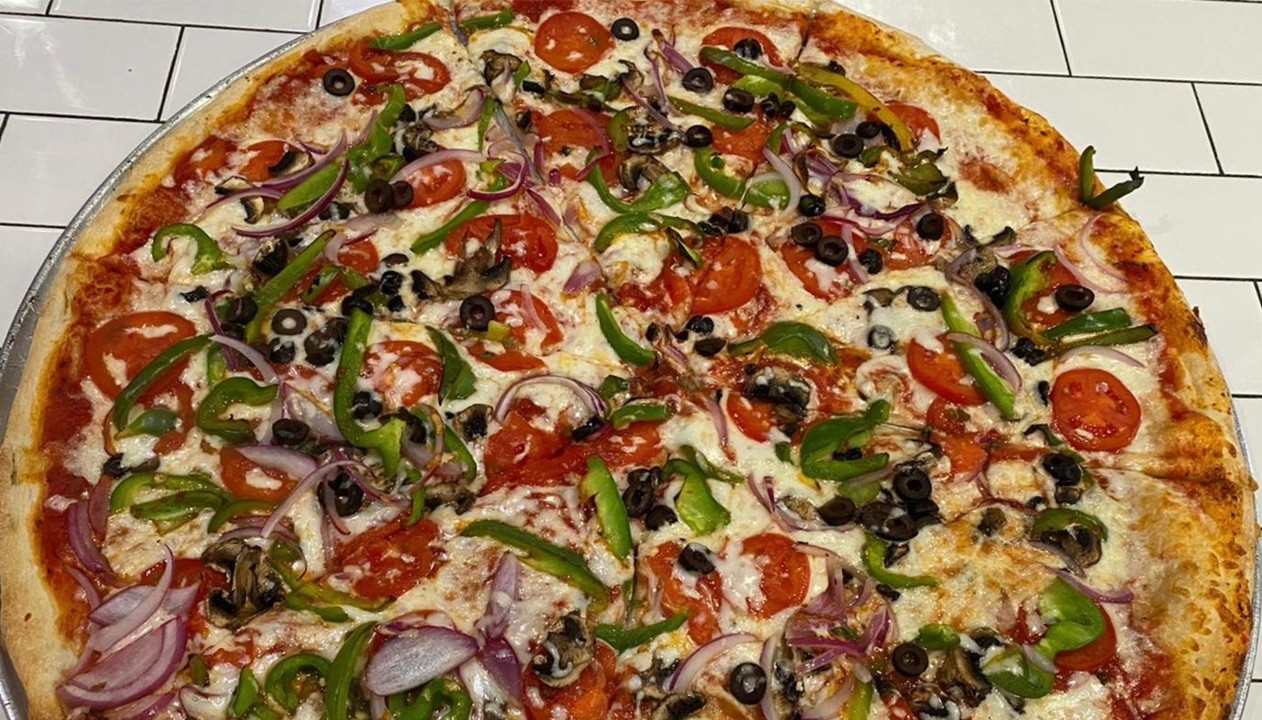 Giant Vegetarian Pie Pizza